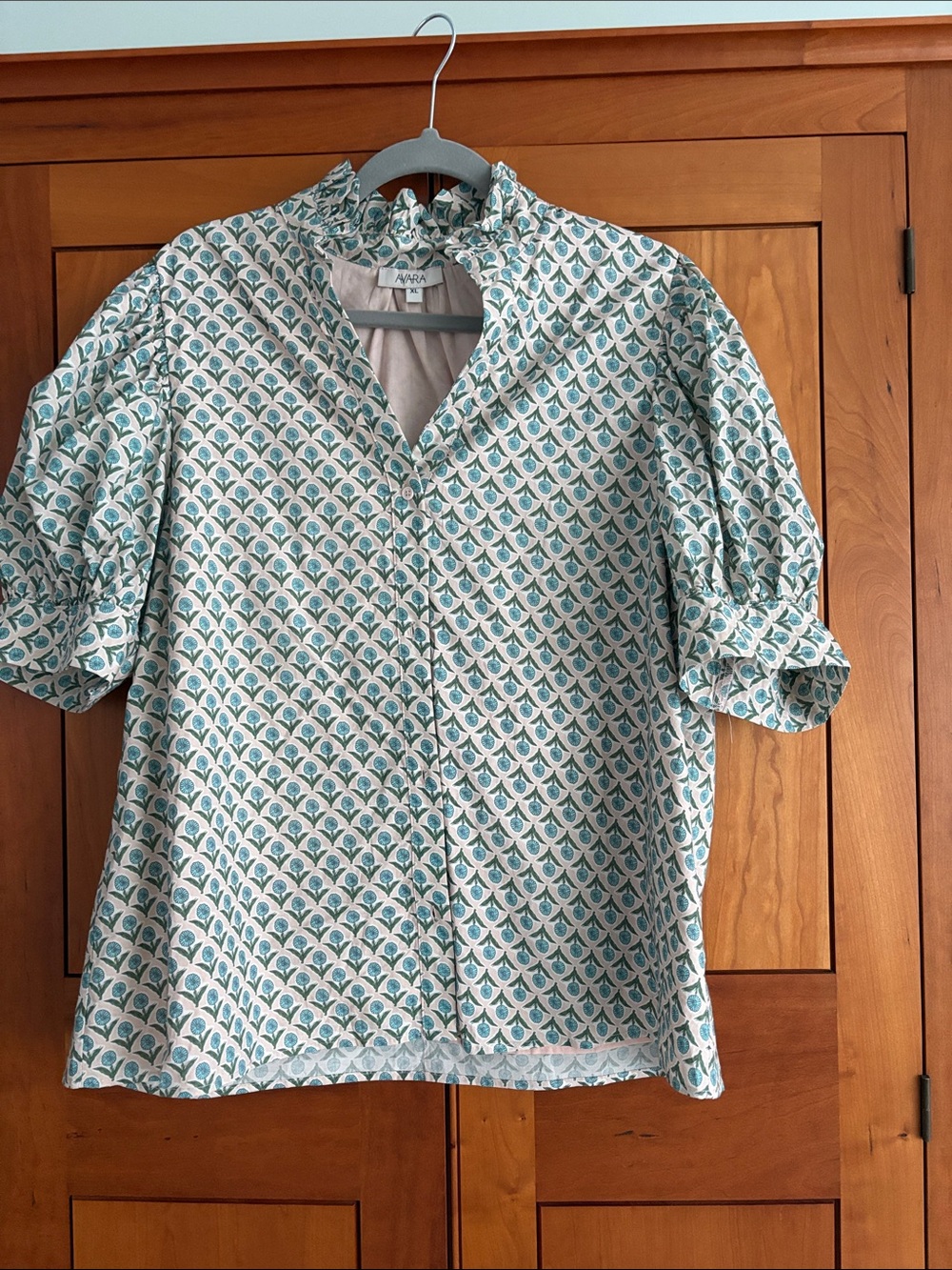 Avara floral printed Puff-Sleeve Blouse with Ruffle Neck